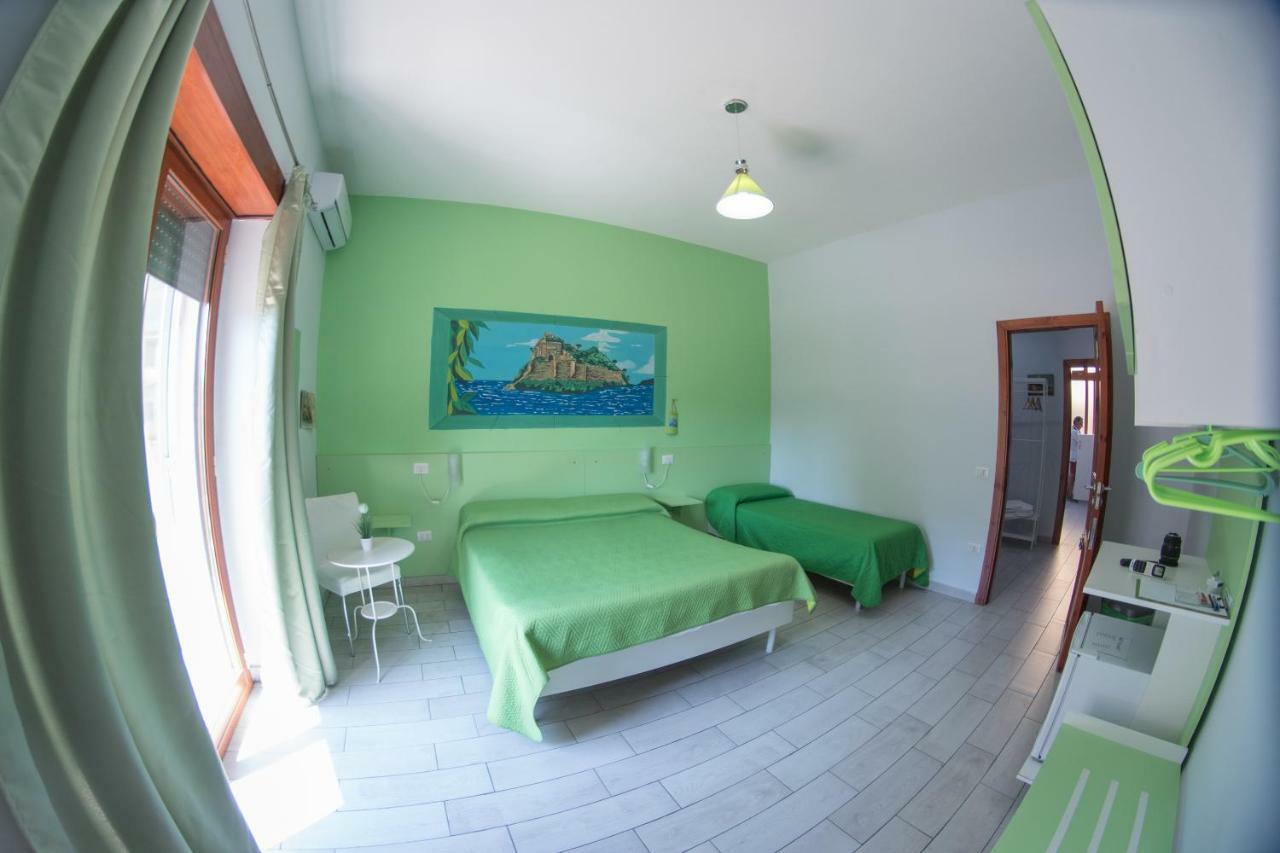 B&B Le Isole Naples Exterior photo
