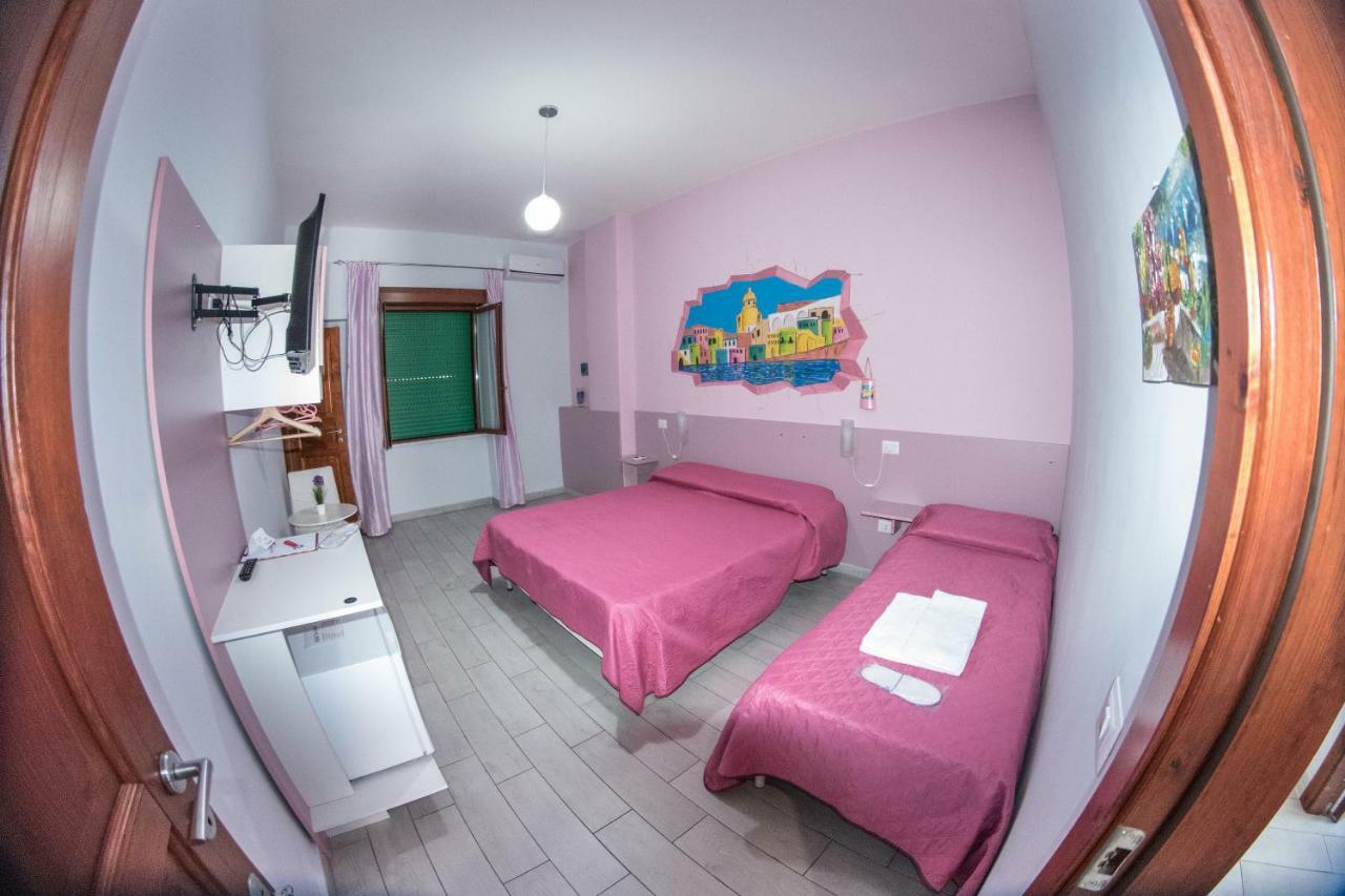B&B Le Isole Naples Exterior photo