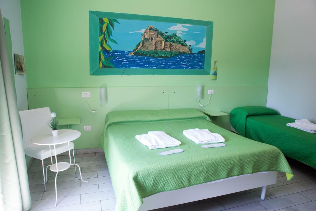 B&B Le Isole Naples Exterior photo