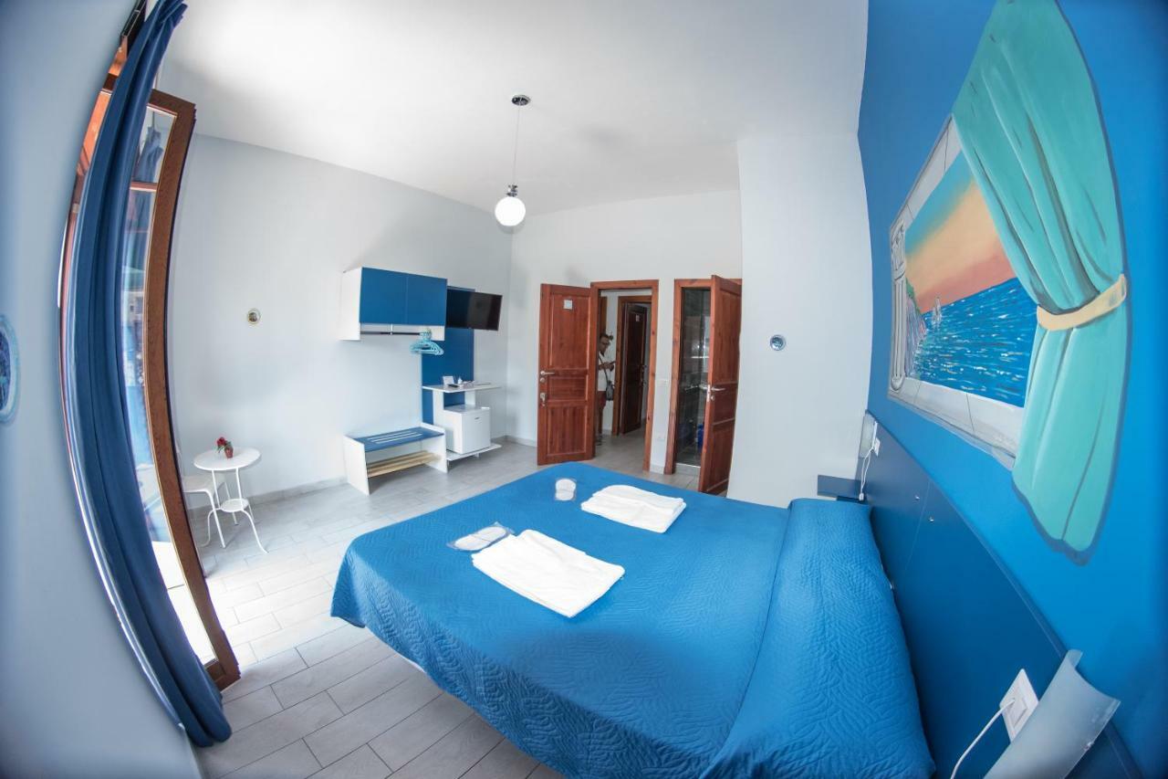 B&B Le Isole Naples Exterior photo