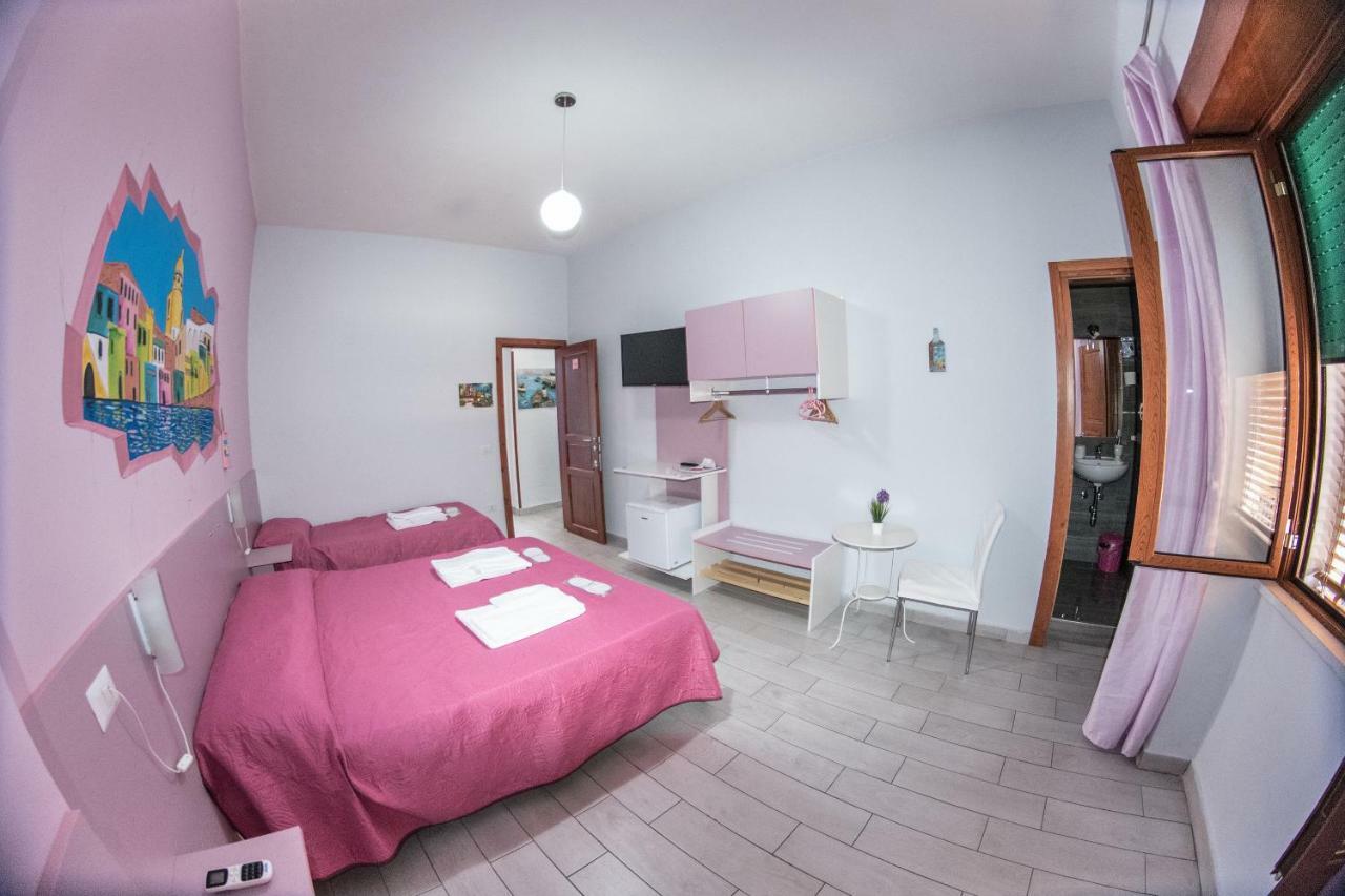 B&B Le Isole Naples Exterior photo